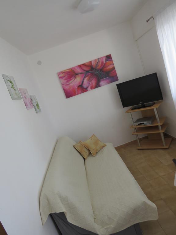 Apartments Lovric - 30 Meters To The Beach Trogir Luaran gambar