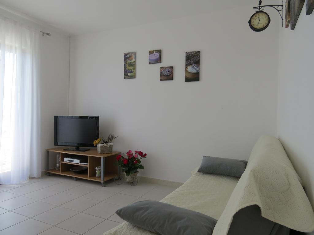 Apartments Lovric - 30 Meters To The Beach Trogir Luaran gambar