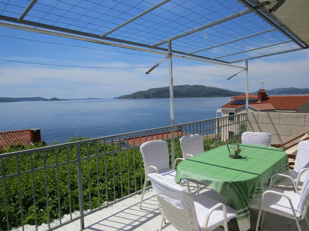 Apartments Lovric - 30 Meters To The Beach Trogir Luaran gambar