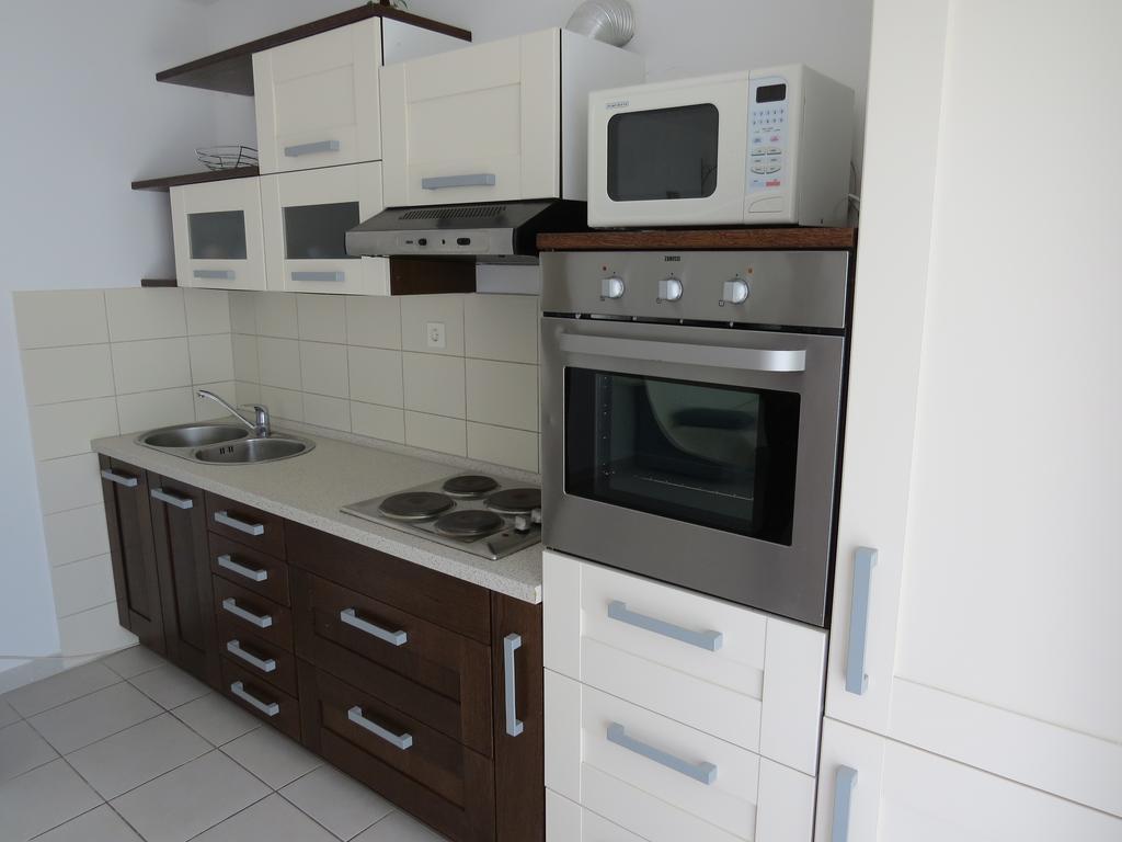 Apartments Lovric - 30 Meters To The Beach Trogir Luaran gambar