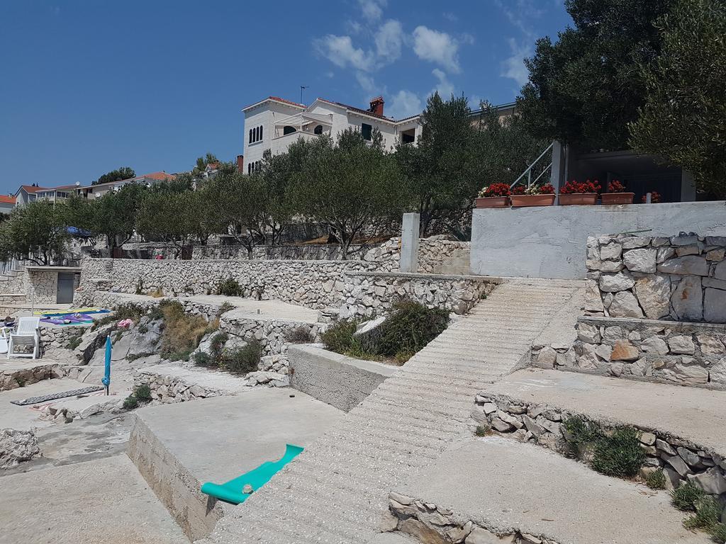 Apartments Lovric - 30 Meters To The Beach Trogir Luaran gambar