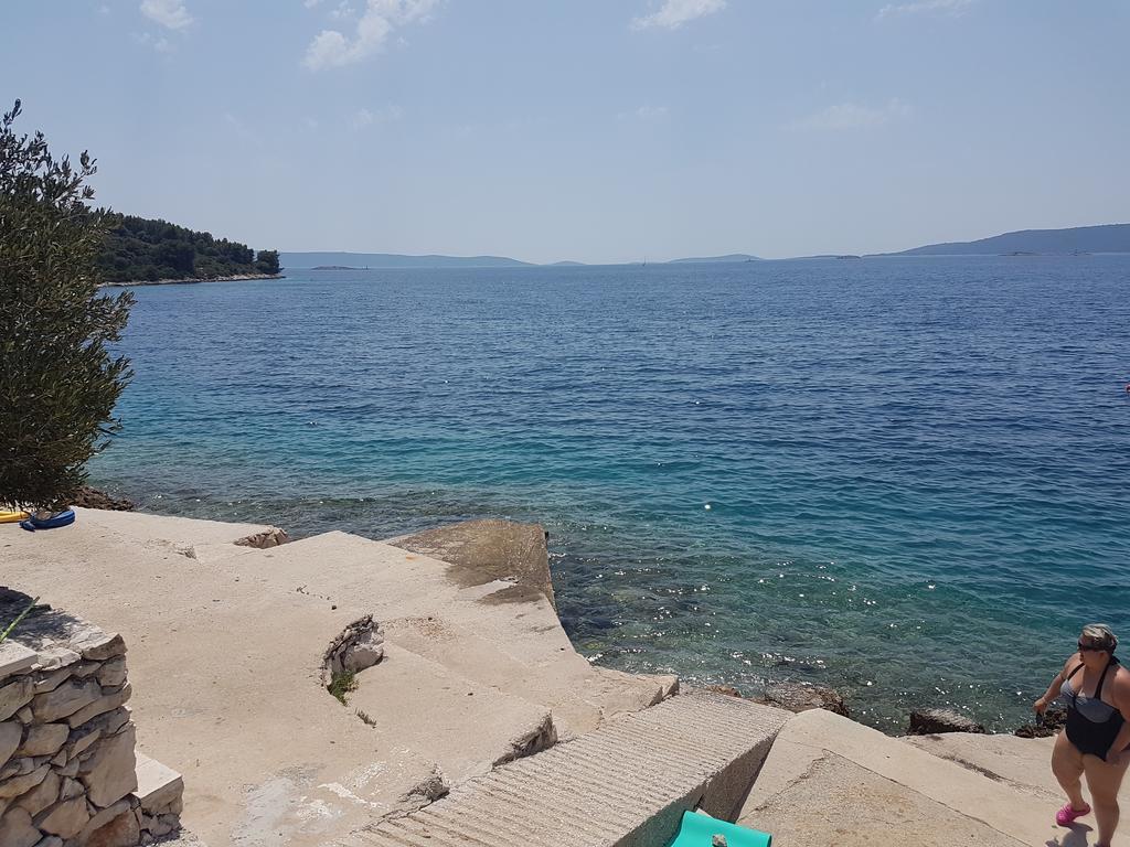 Apartments Lovric - 30 Meters To The Beach Trogir Luaran gambar