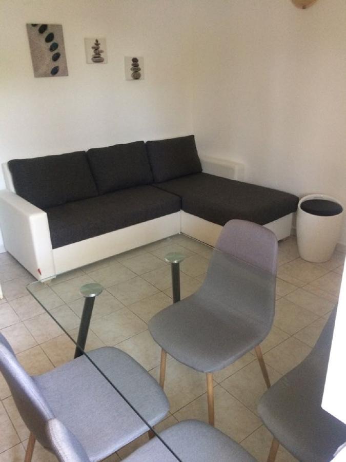 Apartments Lovric - 30 Meters To The Beach Trogir Luaran gambar